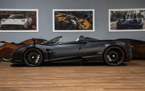 Pagani Huayra Roadster 2018 года  (NA)